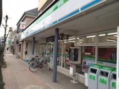 ファミリーマート　春日町二丁目店