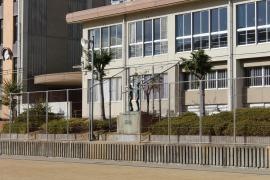 青山小学校