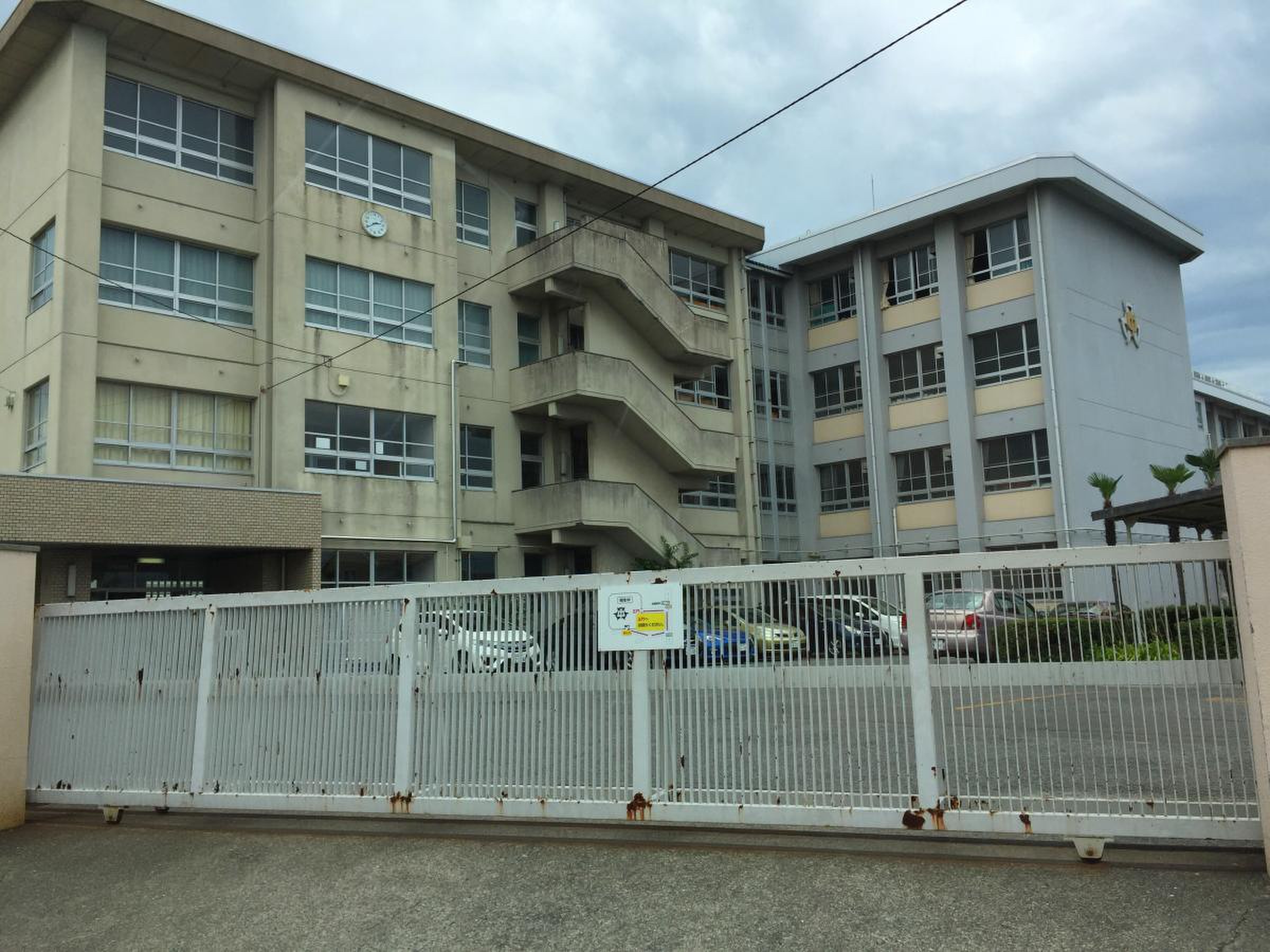 松山市立垣生中学校／ホームメイト