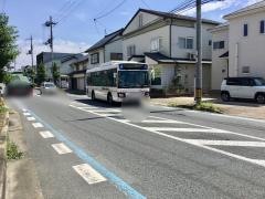 「鳥ケ坪」バス停留所