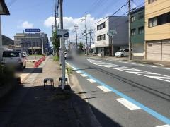 「鳥ケ坪」バス停留所