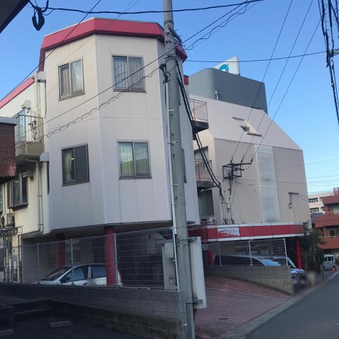 高峰 施設外観