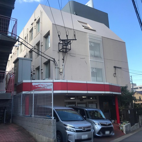 高峰 施設外観