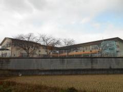 京西保育園
