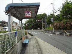 「ショッピングセンター前」バス停留所