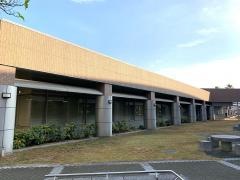 筑紫野市民図書館