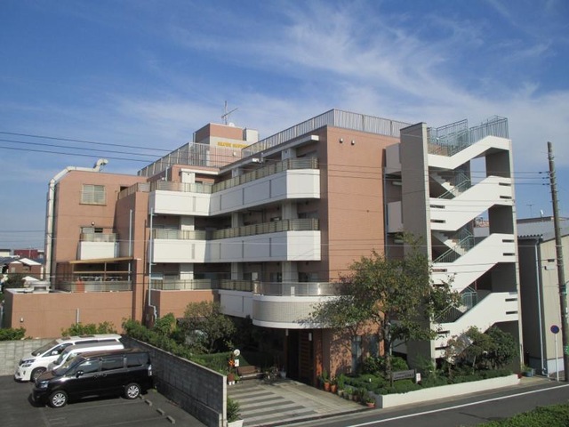 SILVER SUPPORT コスモス 建物全景