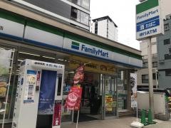 ファミリーマート　中村名駅東店