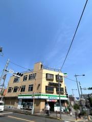 ファミリーマート　八王子万町店