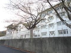 横須賀市立神明中学校