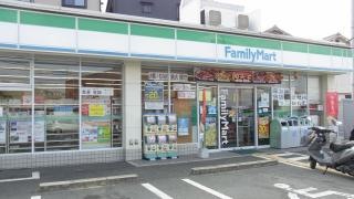 ファミリーマート　東大阪中石切店