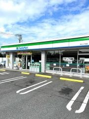 ファミリーマート　中江二丁目店