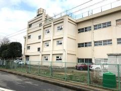 東部小学校