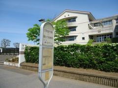 「一丁目はなみずき通り」バス停留所