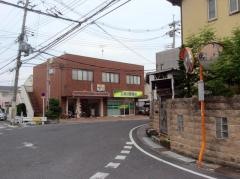 久津川接骨院