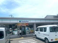 ファミリーマート　橿原くずもと町店
