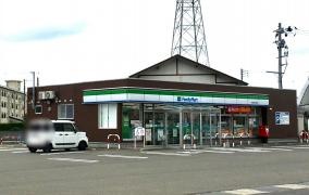 ファミリーマート　秋田能代大瀬店