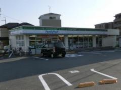 ファミリーマート　箕面稲店