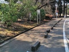 「平和公園Ｇ墓地入口」バス停留所