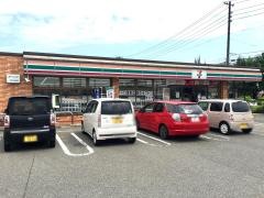 セブンイレブン　新潟鳥屋野店