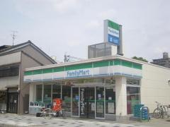 ファミリーマート　大雄会病院前店