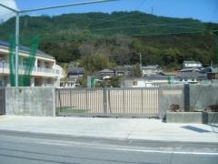 玉小学校
