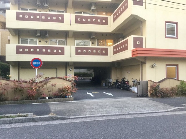 板橋の里英智園 施設外観