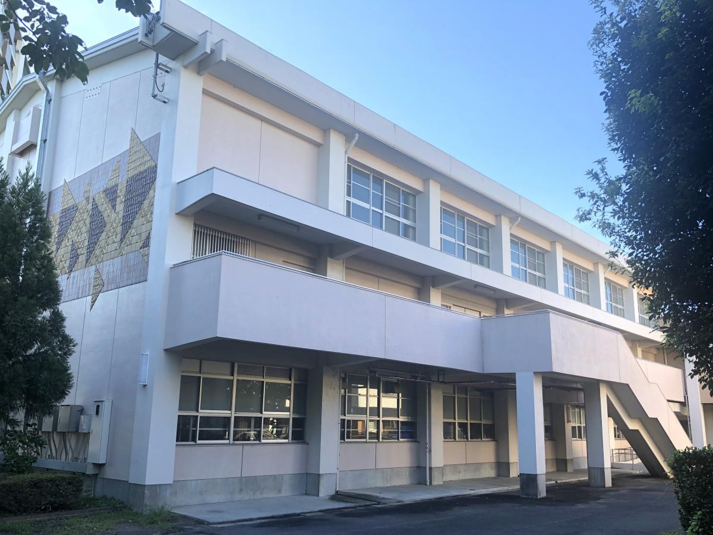 名古屋 市立 千種 台 中学校