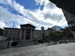 大阪府立中之島図書館