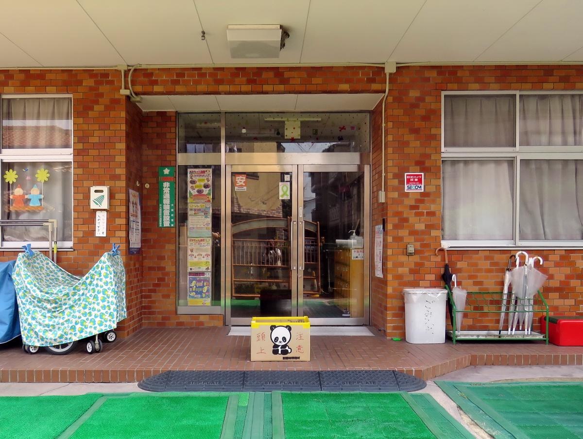 正面玄関