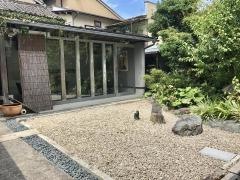 バスティアンクントラリ