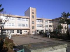 天王小学校