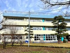 石川小学校
