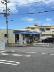 ローソン　うるま与那城店