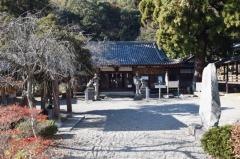 山梨岡神社
