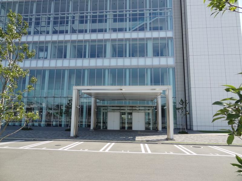 建物入口