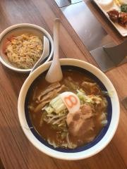 8番らーめん　滑川店