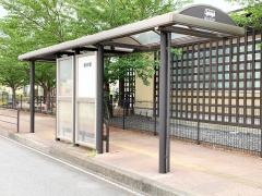 「桜の郷」バス停留所