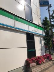 ファミリーマート　ＪＲ八王子南口店