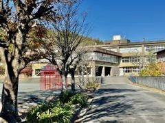 片田小学校