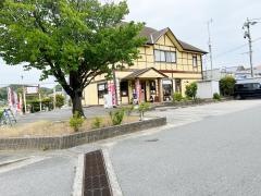 木馬のある家