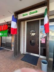 ビストロラヴニール