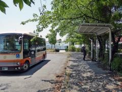 「市民会館」バス停留所