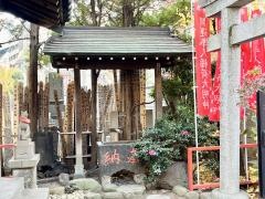隼人稲荷神社