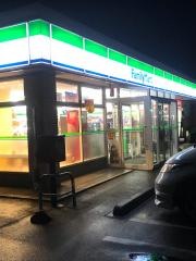 ファミリーマート　岩手川崎店