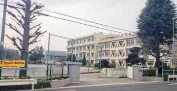 西富小学校
