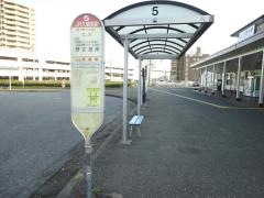 「ＪＲ久里浜駅」バス停留所
