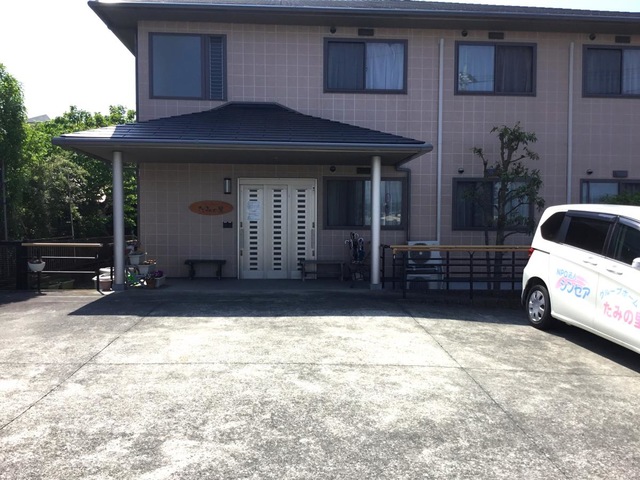 たみの里－日乃出町 建物全景