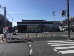 ファミリーマート　千成西店