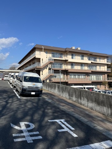 医療法人社団佑樹会　介護老人保健施設　ひまわりの里